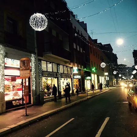 アパート Joy House -central Near Metro Arco Della Pace Brera-entire Perfect For Work & Play, Nightlife With Ac & Fast Wifi Welcome To The Cool Joy House!